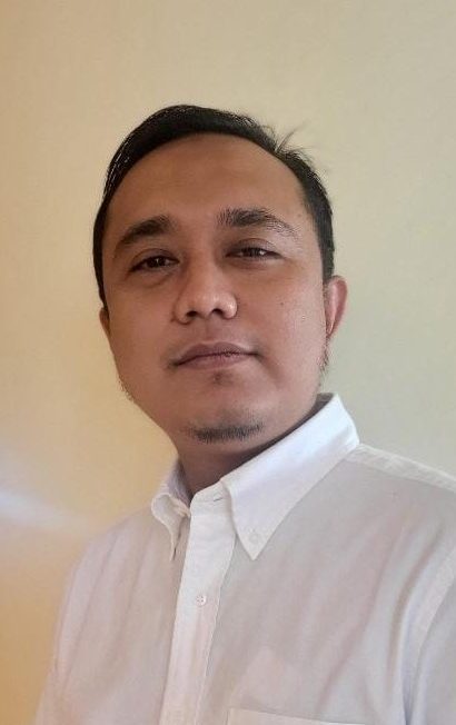 Yogi Algiananda, S,I,Kom